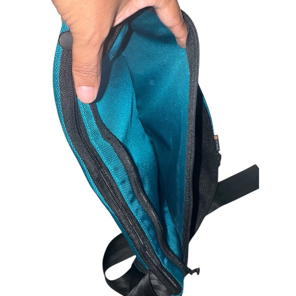 Protec A502 ZIP Sling Bag Backpack Teal Tablet iPad Padded Compartments EUC - Picture 6 of 9